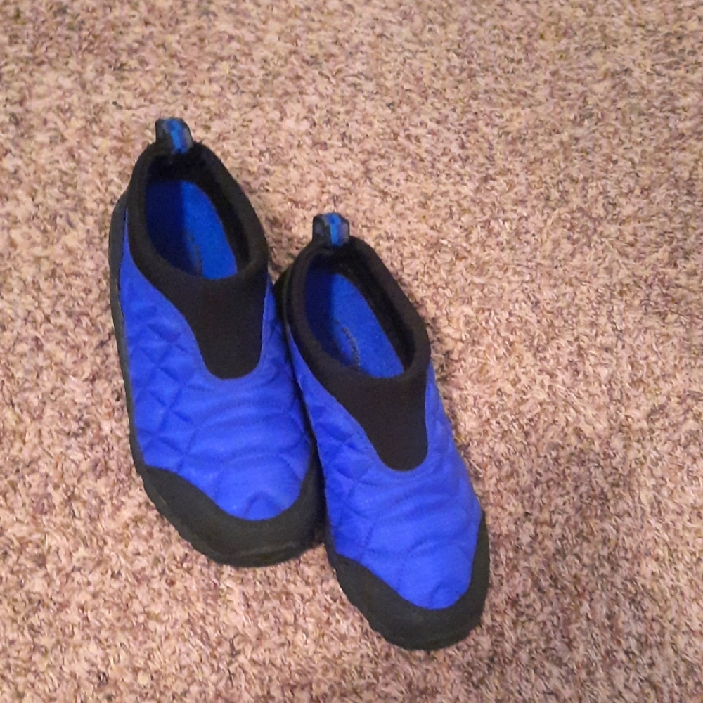 Merrell Alphine Moc Quilted trail hiking slip on shoes